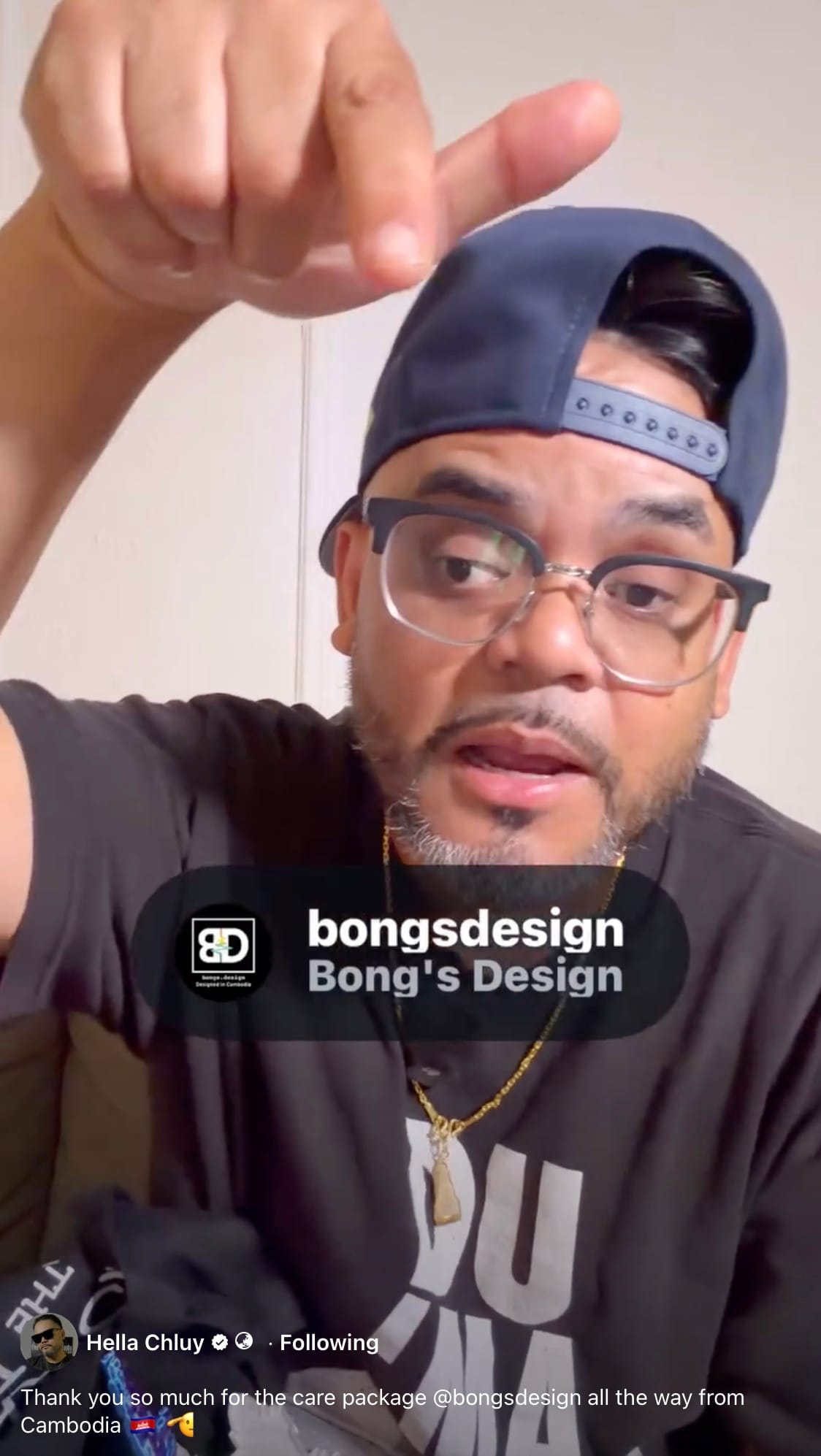 Hella Chluy Bongs.design